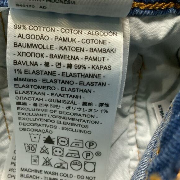 Levis 501 Red Tab Short Jeans Womens 24 High Rise Cut Off Summer Sexy Denim NWT - Picture 9 of 11